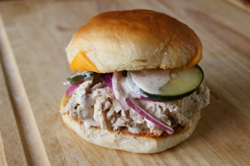 Slow cooker pulled chicken sandwich with Alabama white sauce