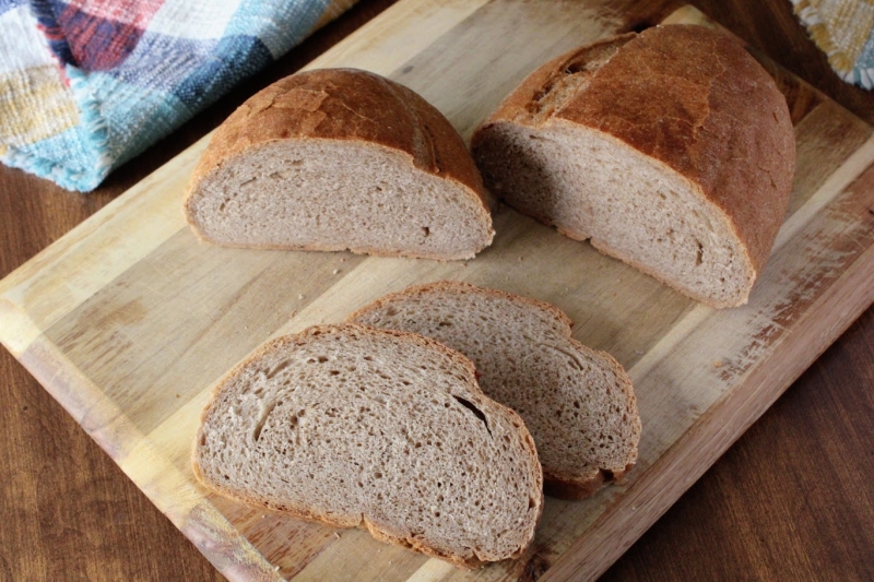 Rustic whole grain sandwich loaf